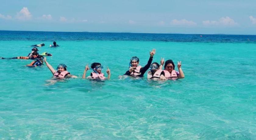 Rainbow Sky Hotel Samet Koh Samet Bagian luar foto